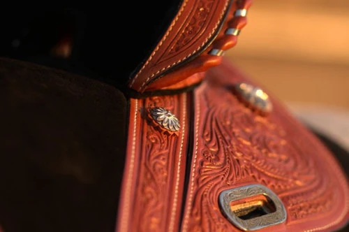 Circle Y Fischer Daisy Treeless Barrel Saddle - Image 3