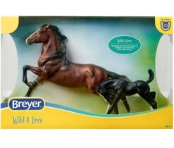Breyer Wild & Free Horse & Foal Set